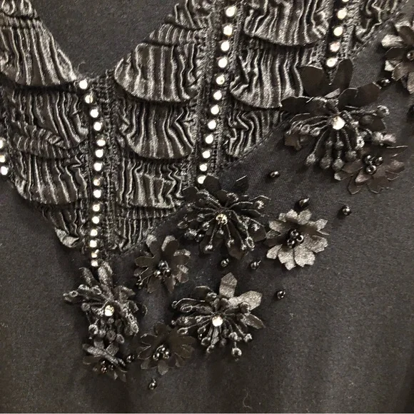 Bead embroidered cotton top - Picture 2 of 3